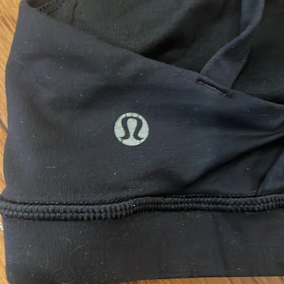 Lululemon work out / bra good condition - Picture 2 of 4